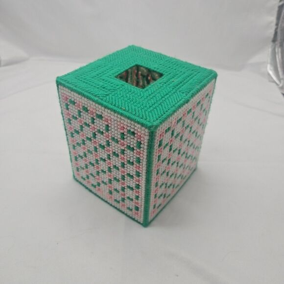 Vintage Handmade Kleenex/Tissue Box Cover Green And Pink - Picture 1 of 13